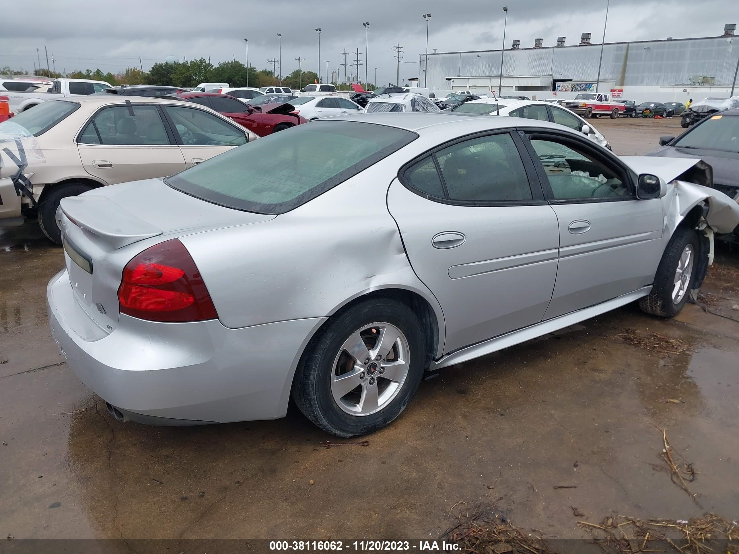 Photo 3 VIN: 2G2WS522551204602 - PONTIAC GRAND PRIX 