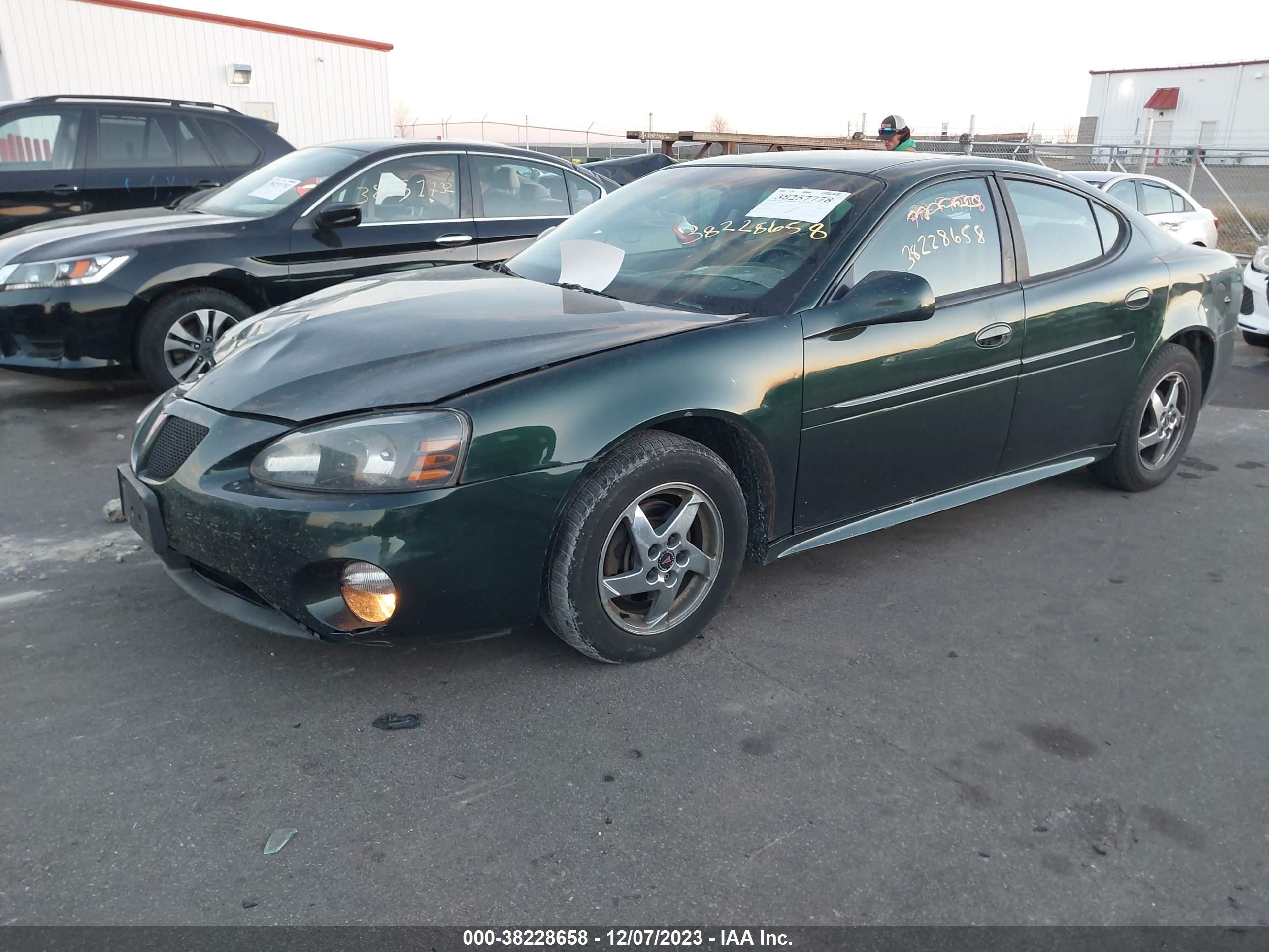 Photo 1 VIN: 2G2WS522641129147 - PONTIAC GRAND PRIX 