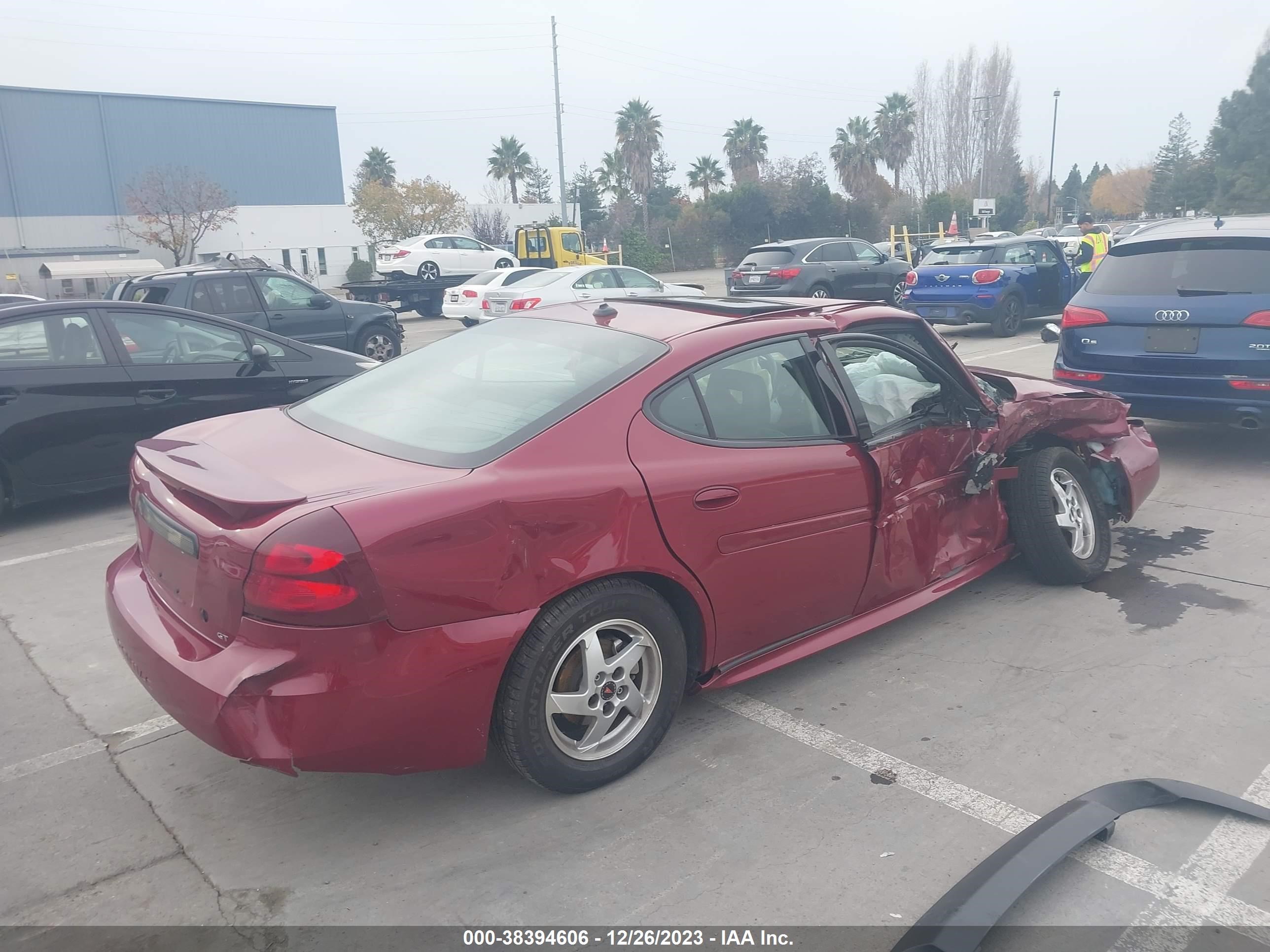 Photo 3 VIN: 2G2WS522841110602 - PONTIAC GRAND PRIX 