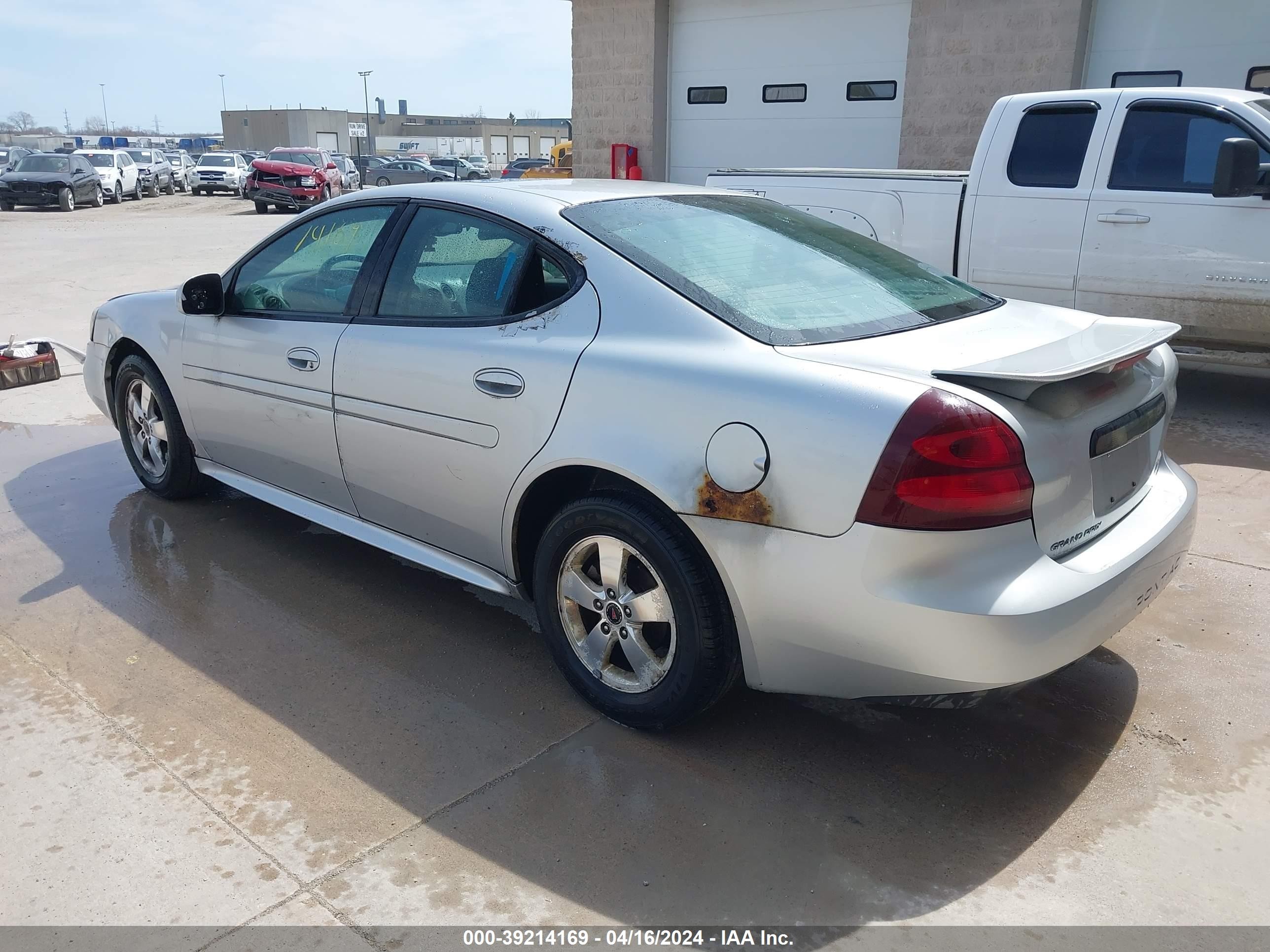 Photo 2 VIN: 2G2WS522951309224 - PONTIAC GRAND PRIX 