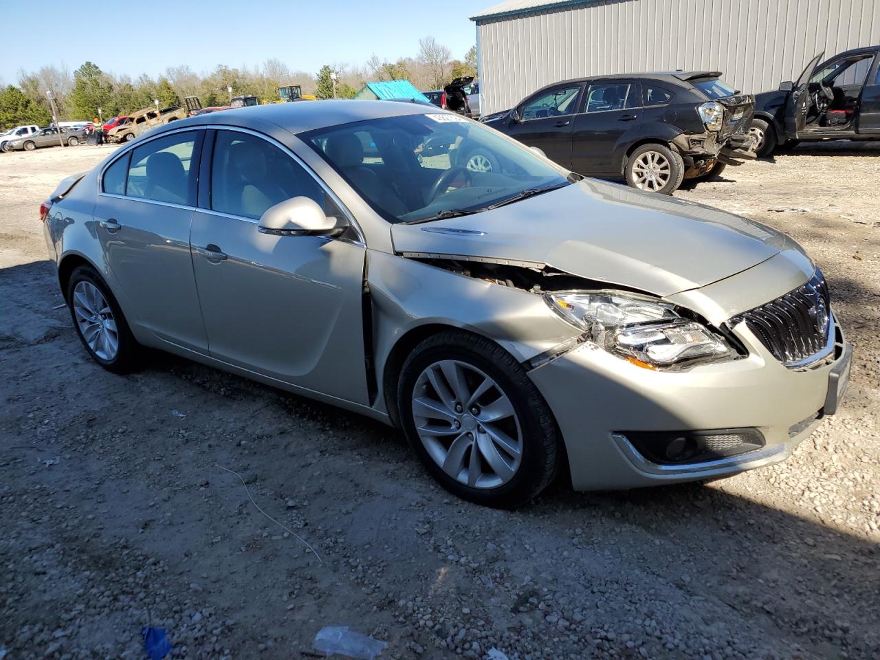 Photo 3 VIN: 2G4GK5EX3G9170859 - BUICK REGAL 