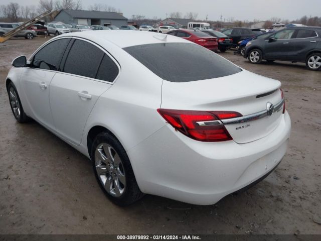 Photo 2 VIN: 2G4GK5EX4G9136090 - BUICK REGAL 