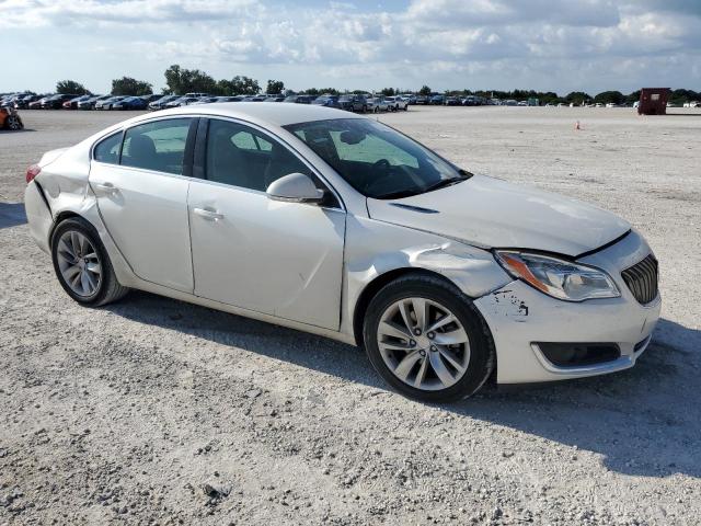 Photo 3 VIN: 2G4GK5EX6E9177138 - BUICK REGAL 