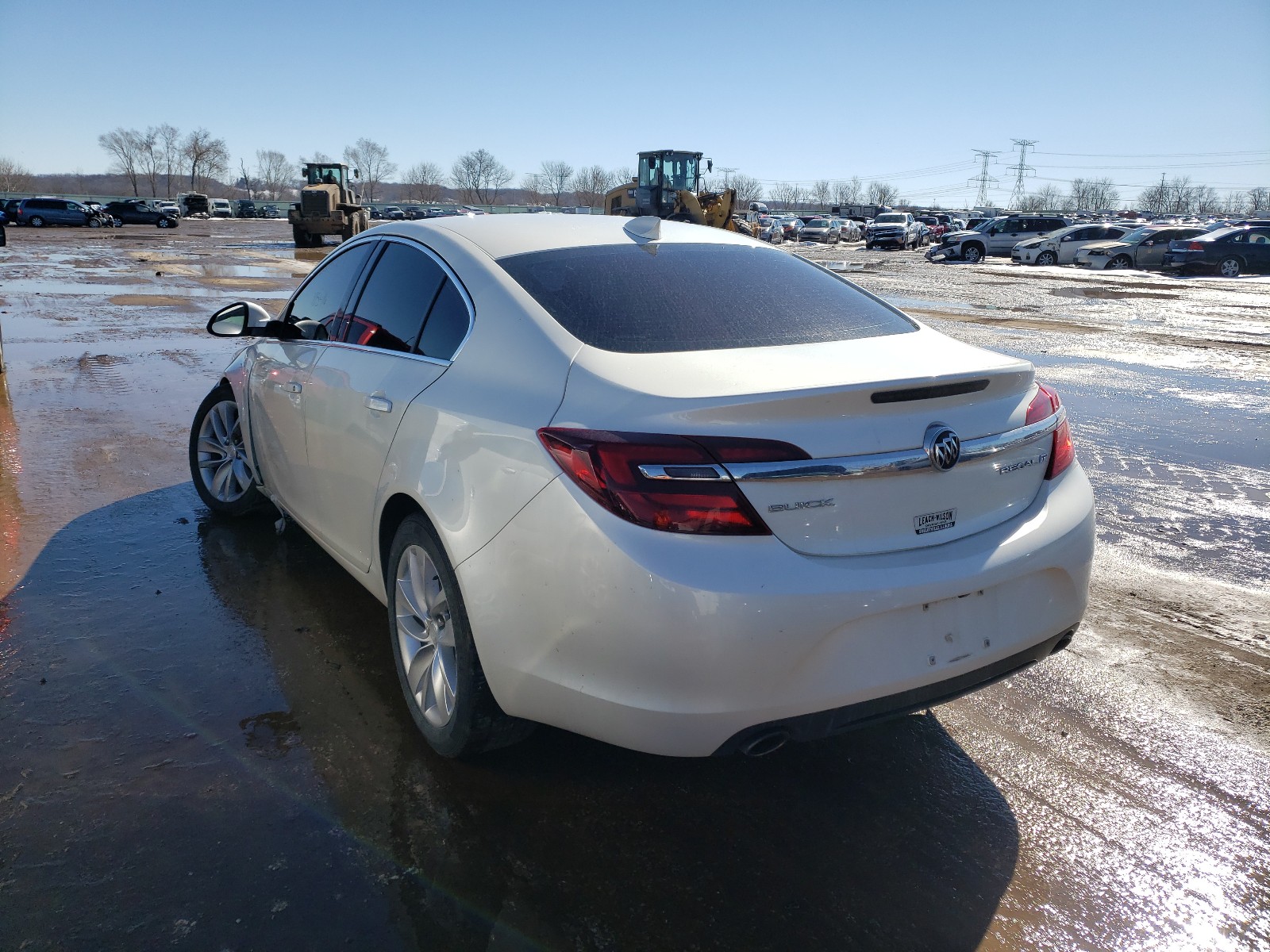 Photo 2 VIN: 2G4GK5EX8F9293104 - BUICK REGAL 