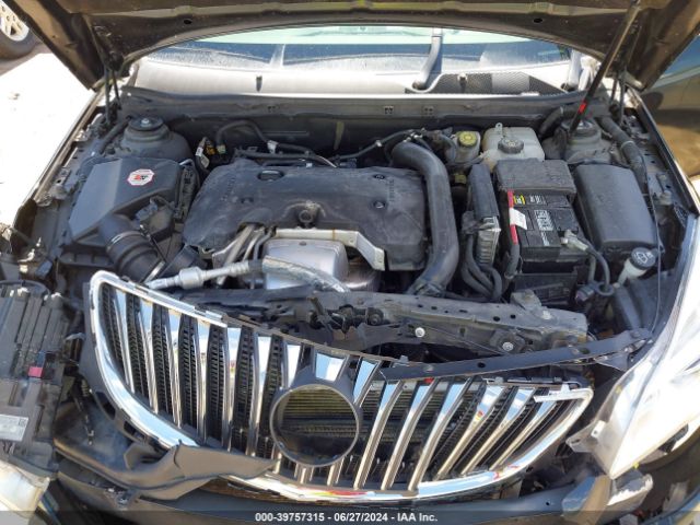 Photo 9 VIN: 2G4GK5EX9G9106261 - BUICK REGAL 