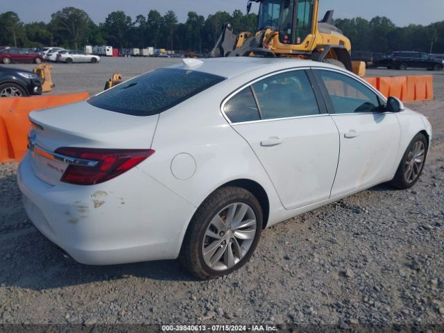 Photo 3 VIN: 2G4GK5EX9G9118149 - BUICK REGAL 