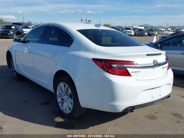 Photo 2 VIN: 2G4GK5EX9G9153046 - BUICK REGAL 