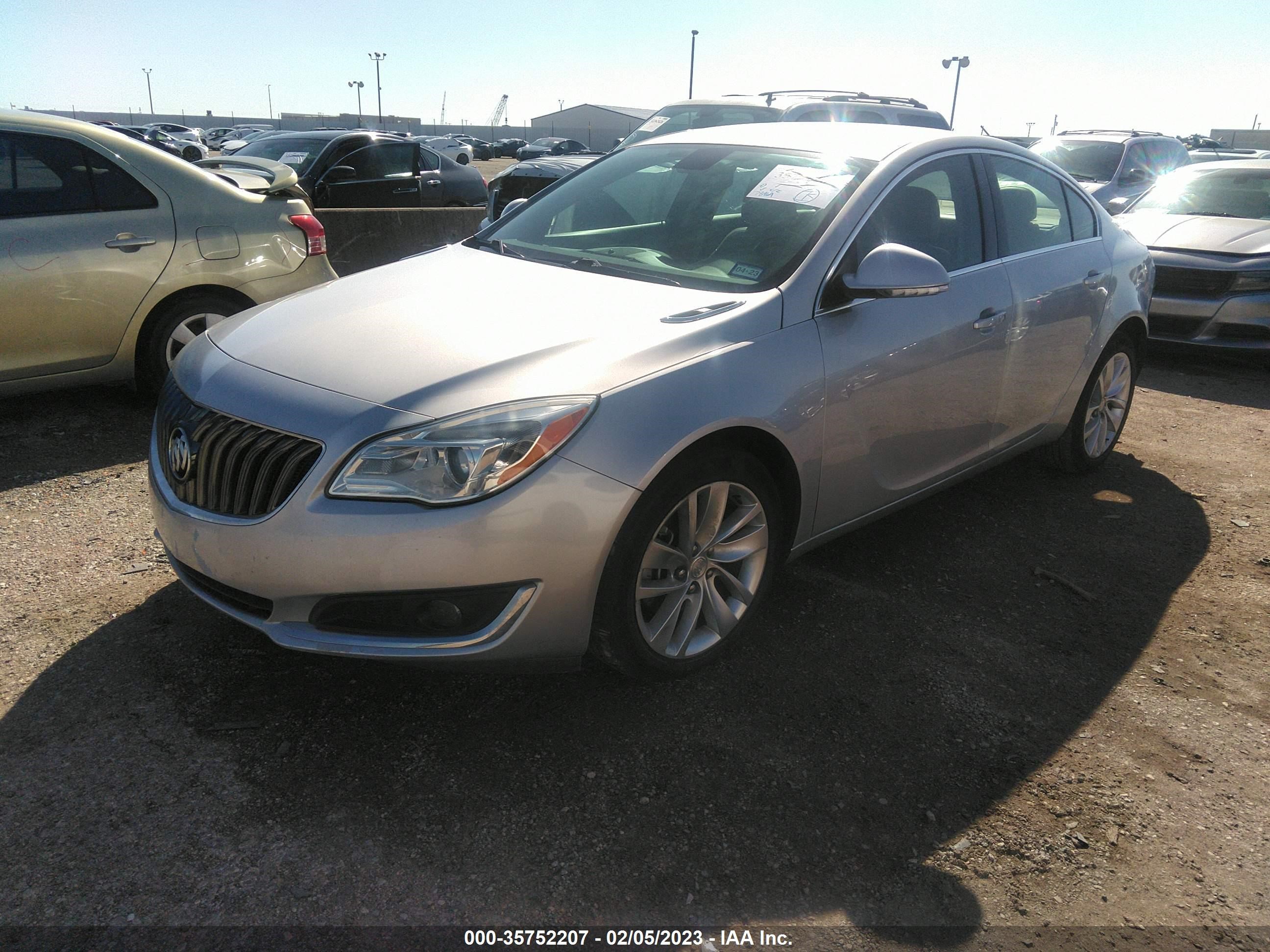 Photo 1 VIN: 2G4GK5EX9G9155508 - BUICK REGAL 