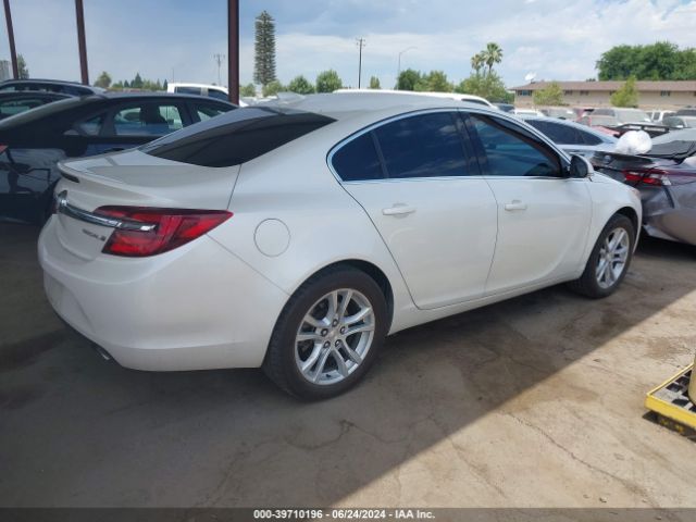 Photo 3 VIN: 2G4GK5EXXF9254224 - BUICK REGAL 