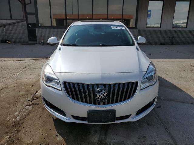 Photo 4 VIN: 2G4GL5EX0H9152592 - BUICK REGAL SPOR 