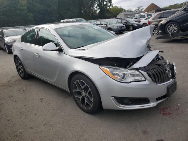 Photo 3 VIN: 2G4GL5EX7H9154016 - BUICK REGAL SPOR 