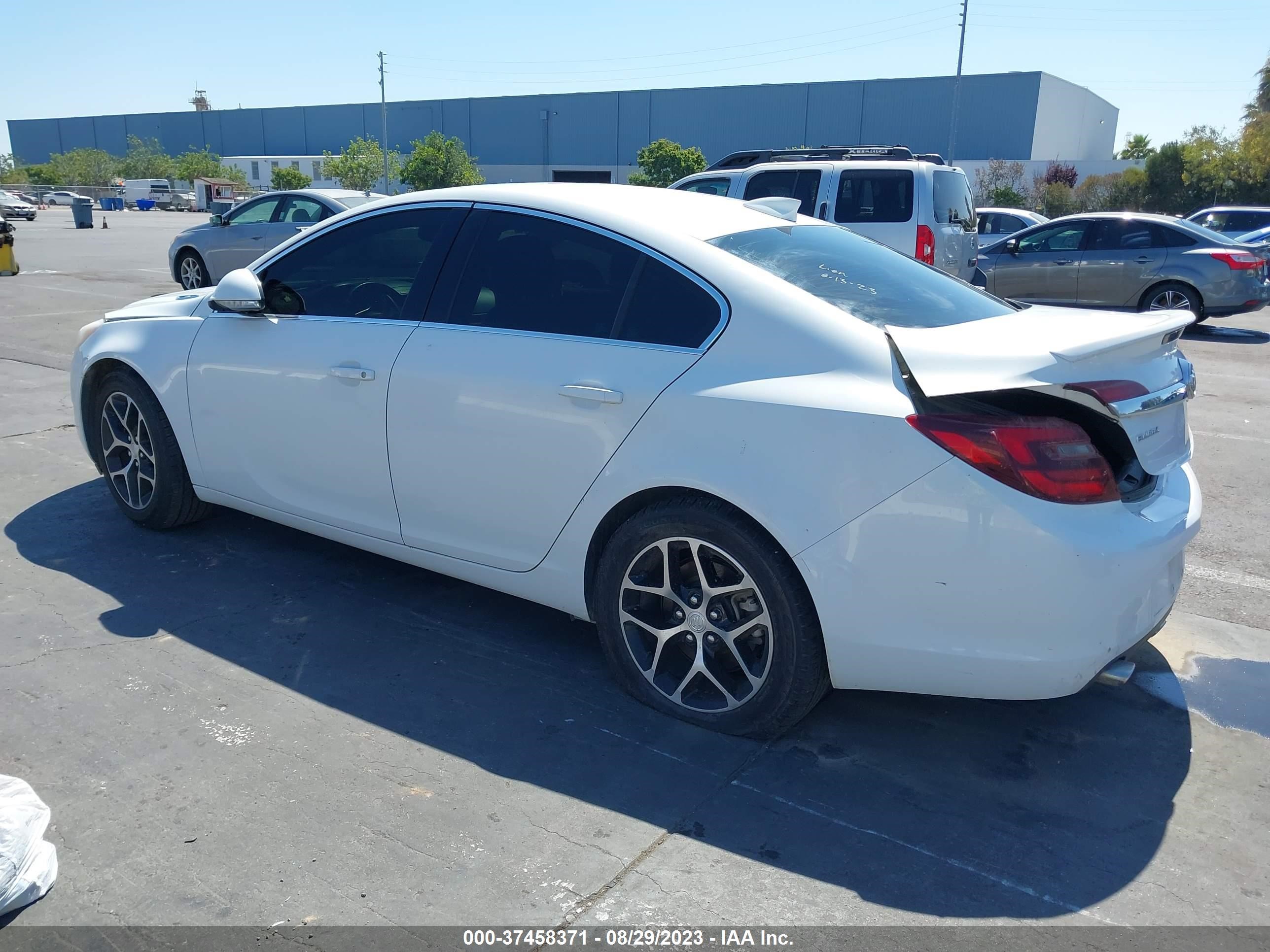 Photo 2 VIN: 2G4GL5EXXH9151787 - BUICK REGAL 