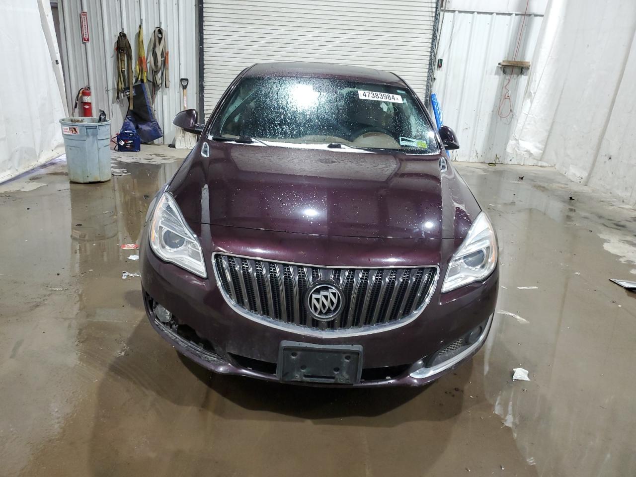 Photo 4 VIN: 2G4GL5EXXH9184482 - BUICK REGAL 