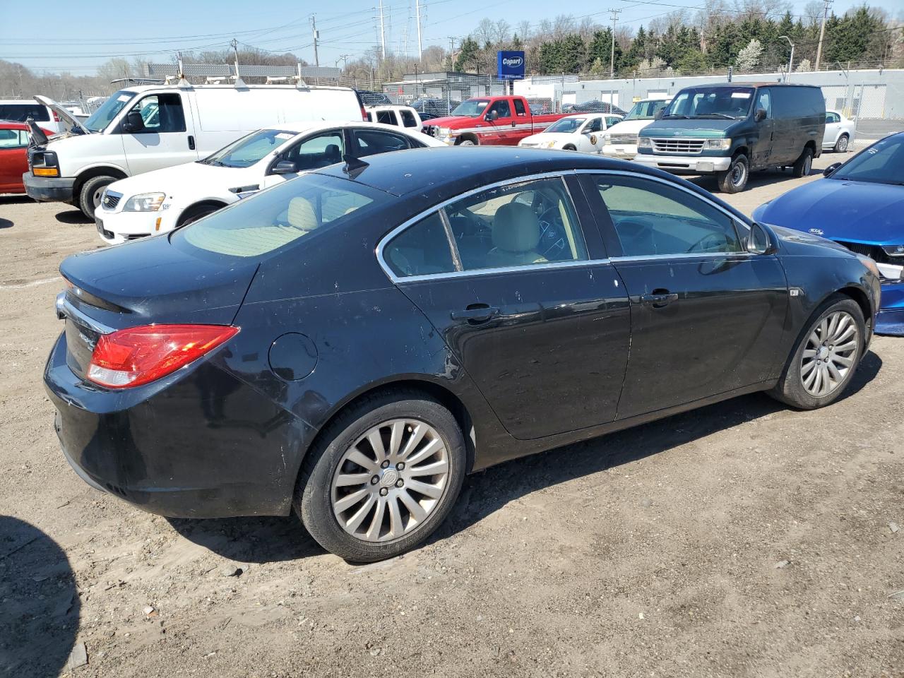 Photo 2 VIN: 2G4GN5EC0B9210148 - BUICK REGAL 