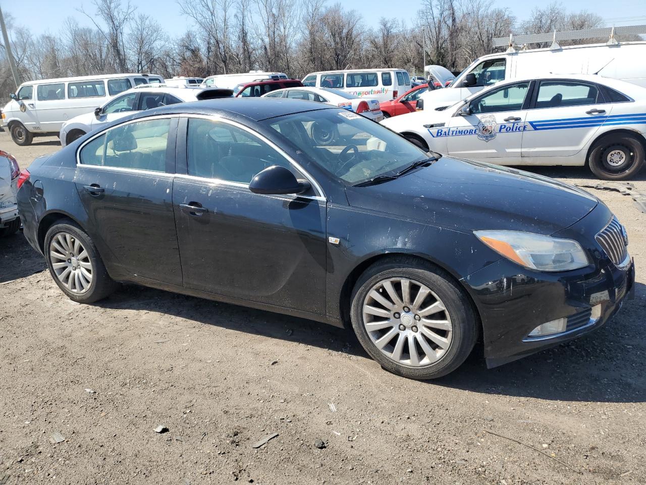 Photo 3 VIN: 2G4GN5EC0B9210148 - BUICK REGAL 