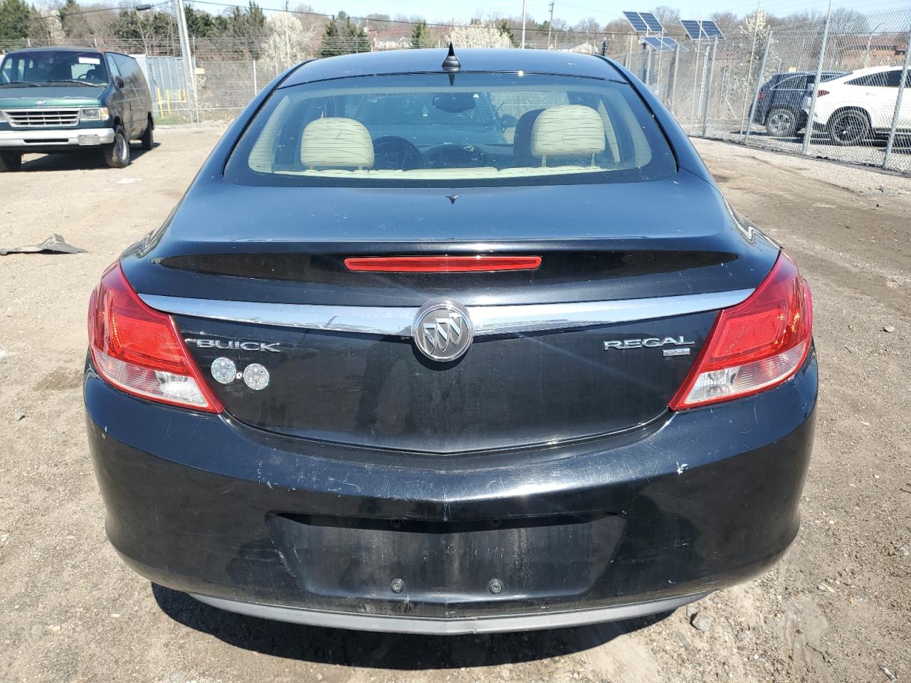 Photo 5 VIN: 2G4GN5EC0B9210148 - BUICK REGAL 