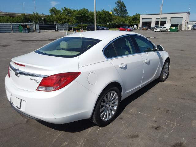 Photo 3 VIN: 2G4GN5EC5B9182217 - BUICK REGAL CXL 