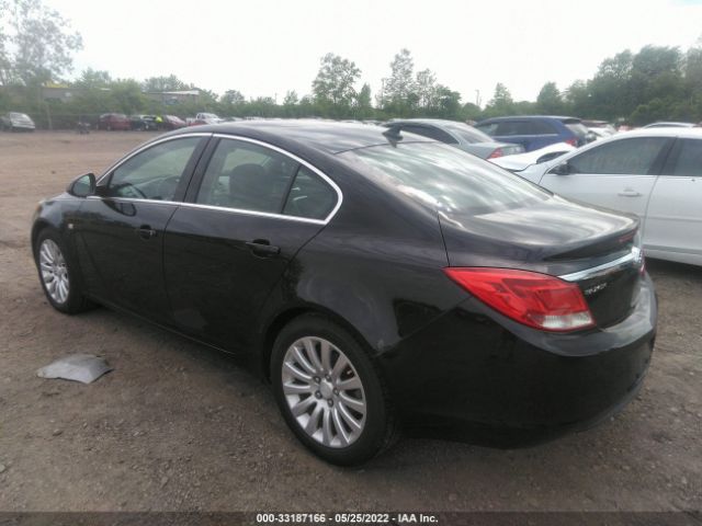 Photo 2 VIN: 2G4GN5EC9B9177554 - BUICK REGAL 