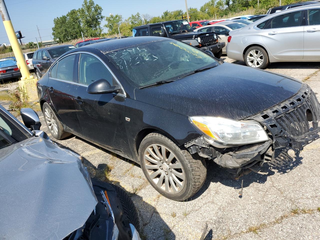 Photo 3 VIN: 2G4GN5EC9B9208396 - BUICK REGAL 