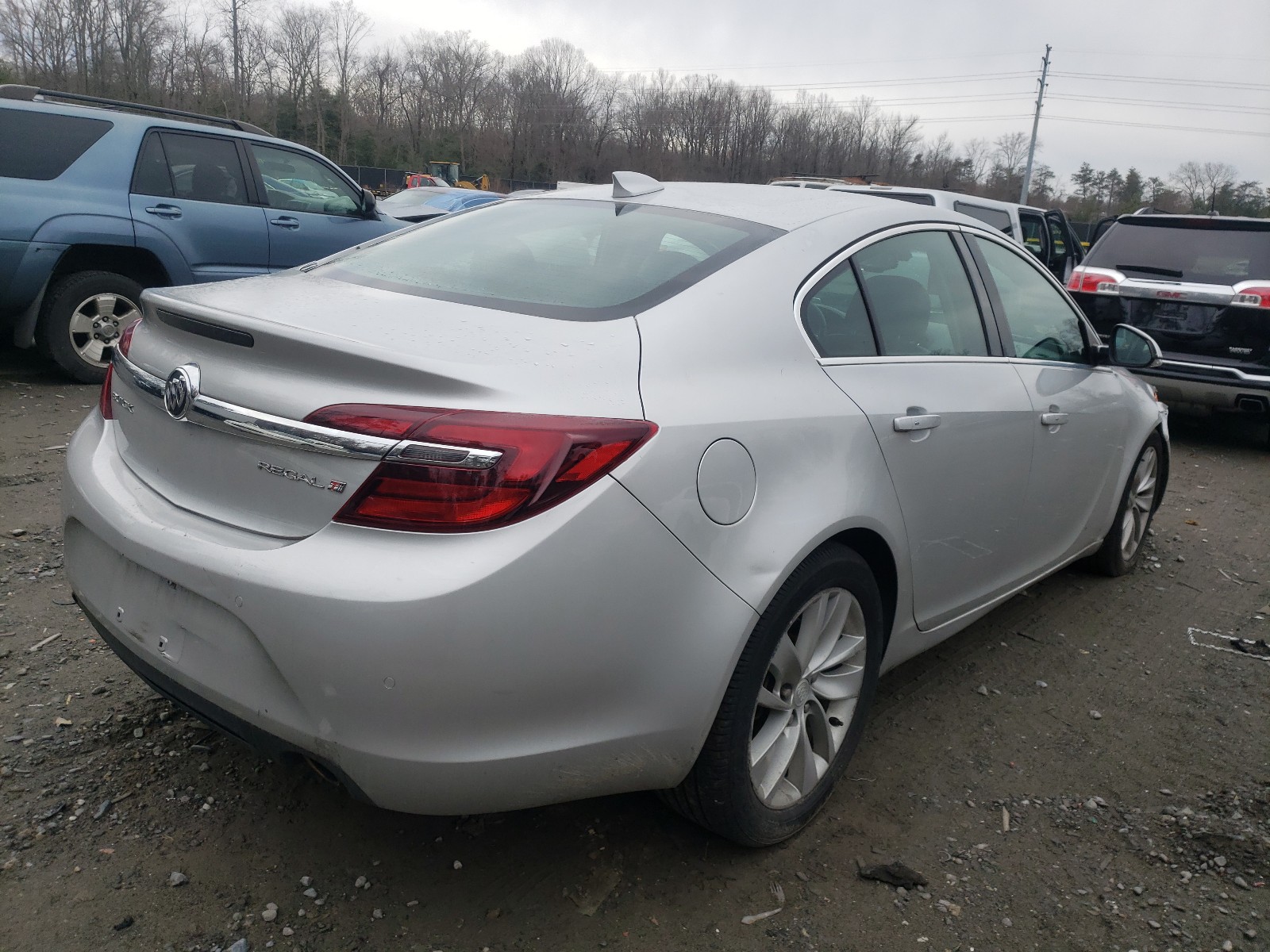 Photo 3 VIN: 2G4GN5EX1F9153662 - BUICK REGAL PREM 