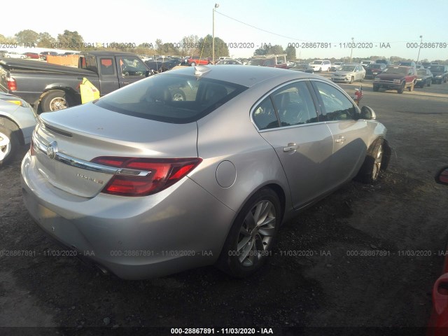 Photo 3 VIN: 2G4GN5EX1F9175404 - BUICK REGAL 