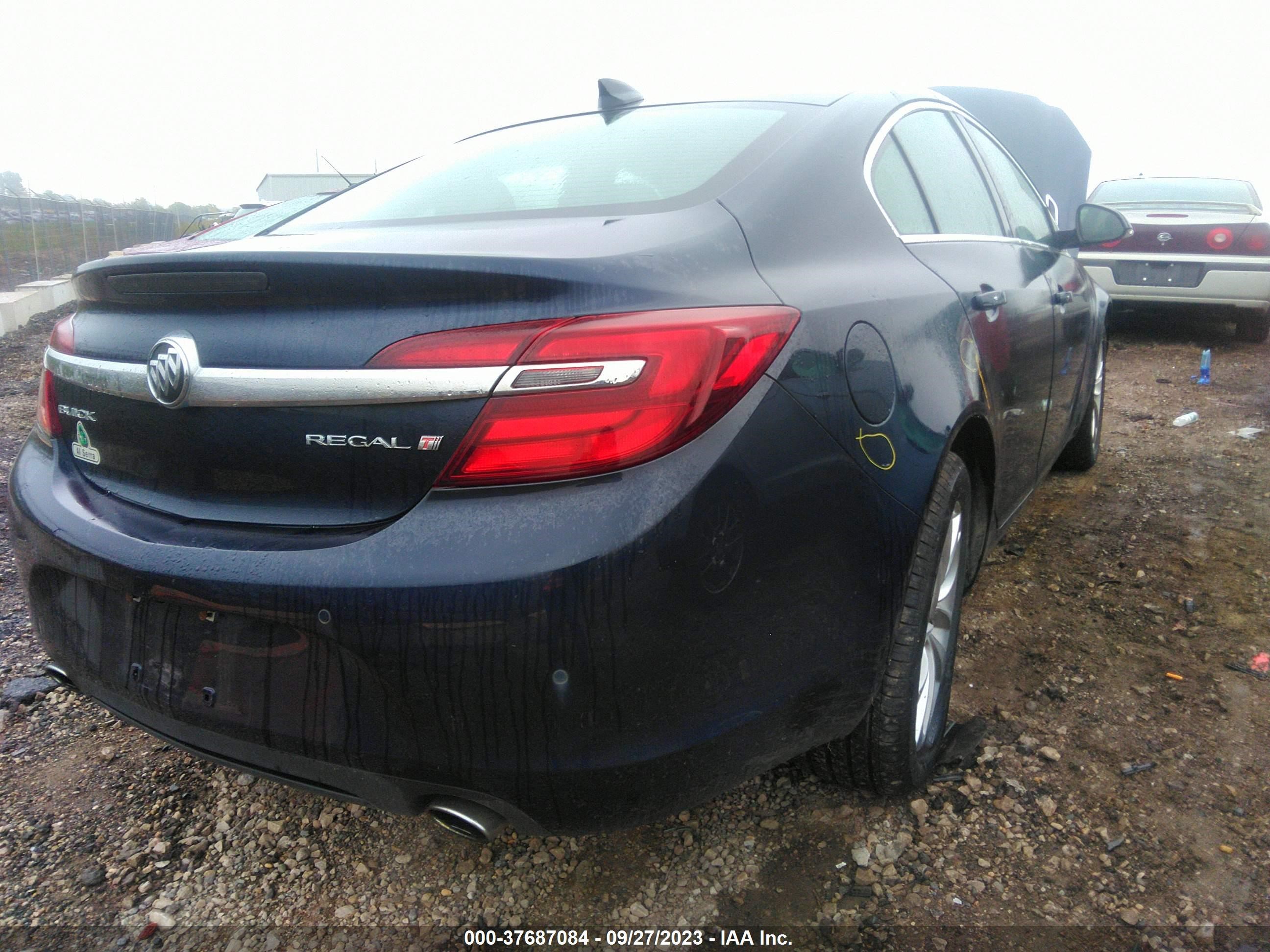 Photo 3 VIN: 2G4GN5EX4F9297819 - BUICK REGAL 