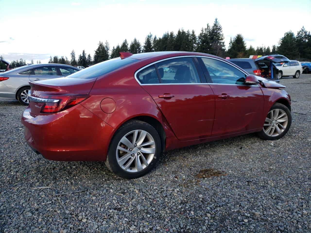 Photo 2 VIN: 2G4GN5EX5F9162803 - BUICK REGAL 