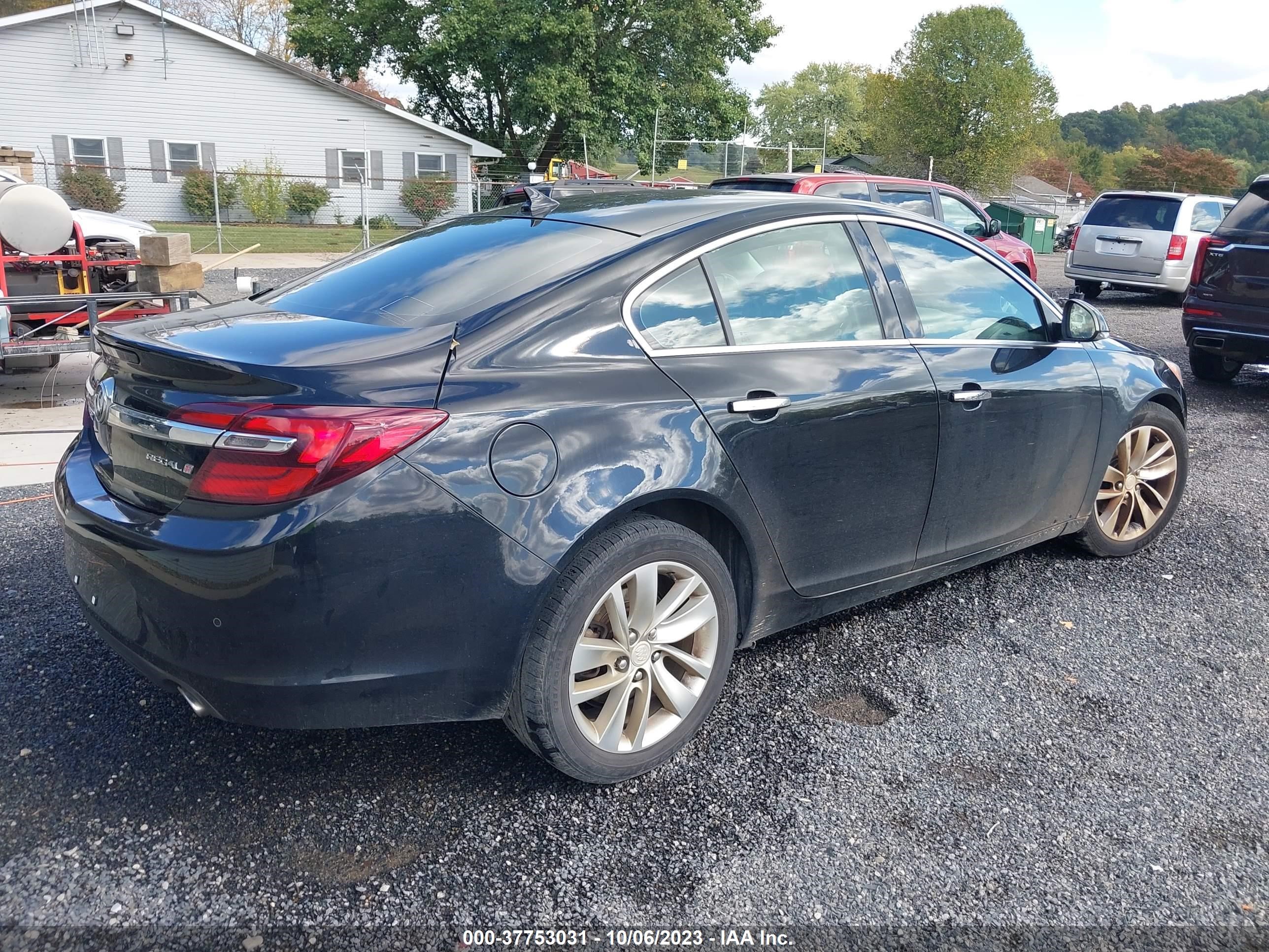 Photo 3 VIN: 2G4GN5EX6E9173002 - BUICK REGAL 