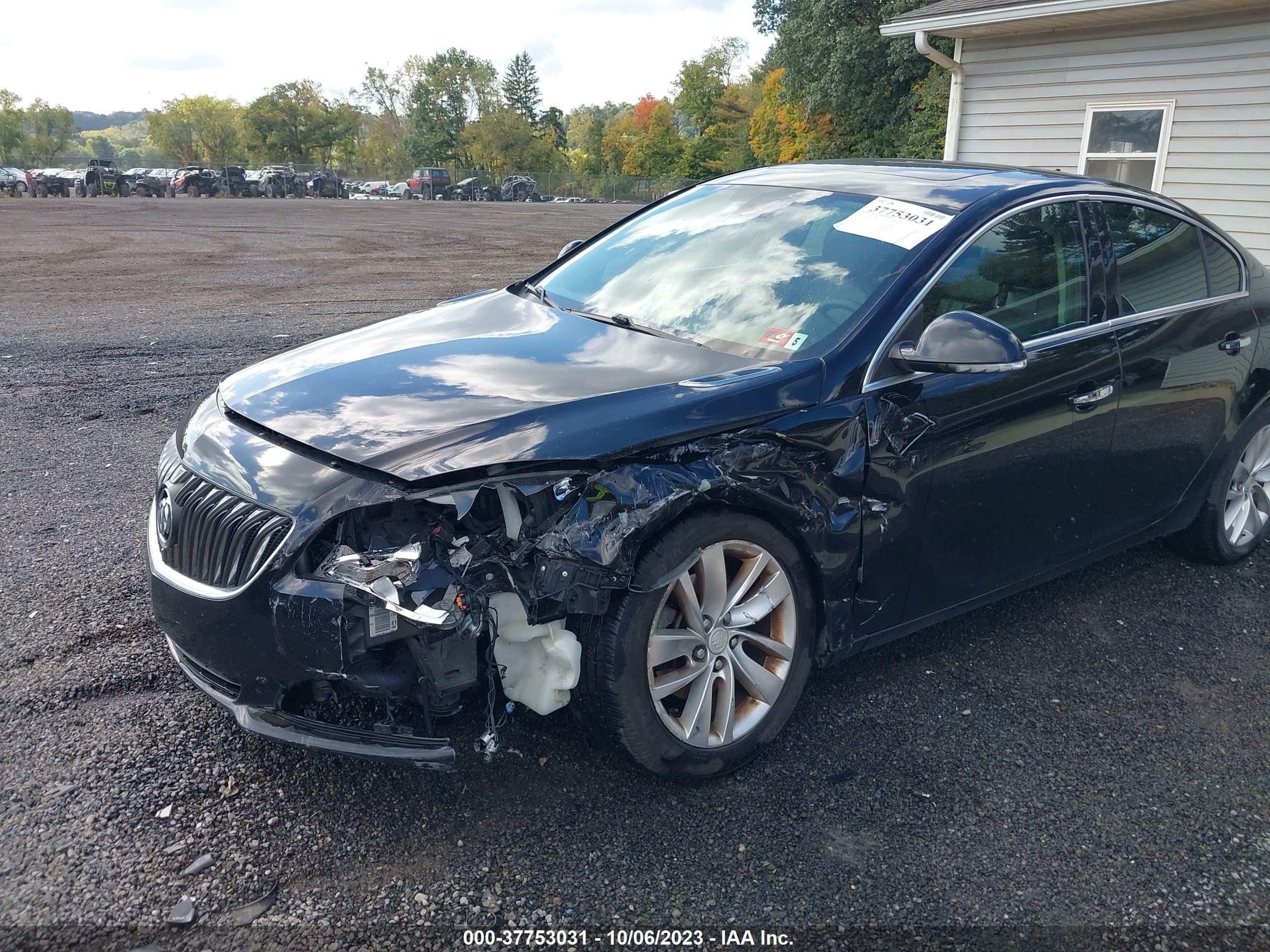 Photo 5 VIN: 2G4GN5EX6E9173002 - BUICK REGAL 