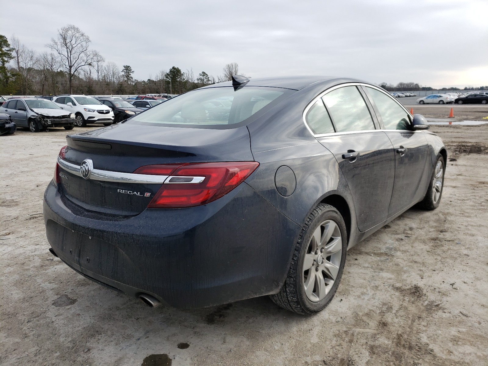 Photo 3 VIN: 2G4GN5EX8F9196248 - BUICK REGAL PREM 