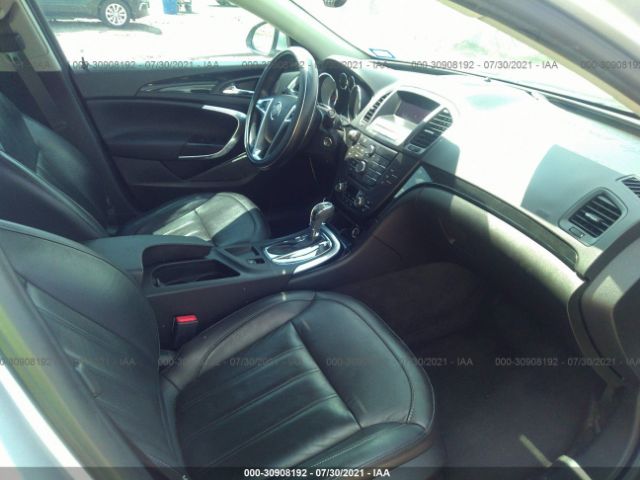 Photo 4 VIN: 2G4GP5EC1B9213456 - BUICK REGAL 