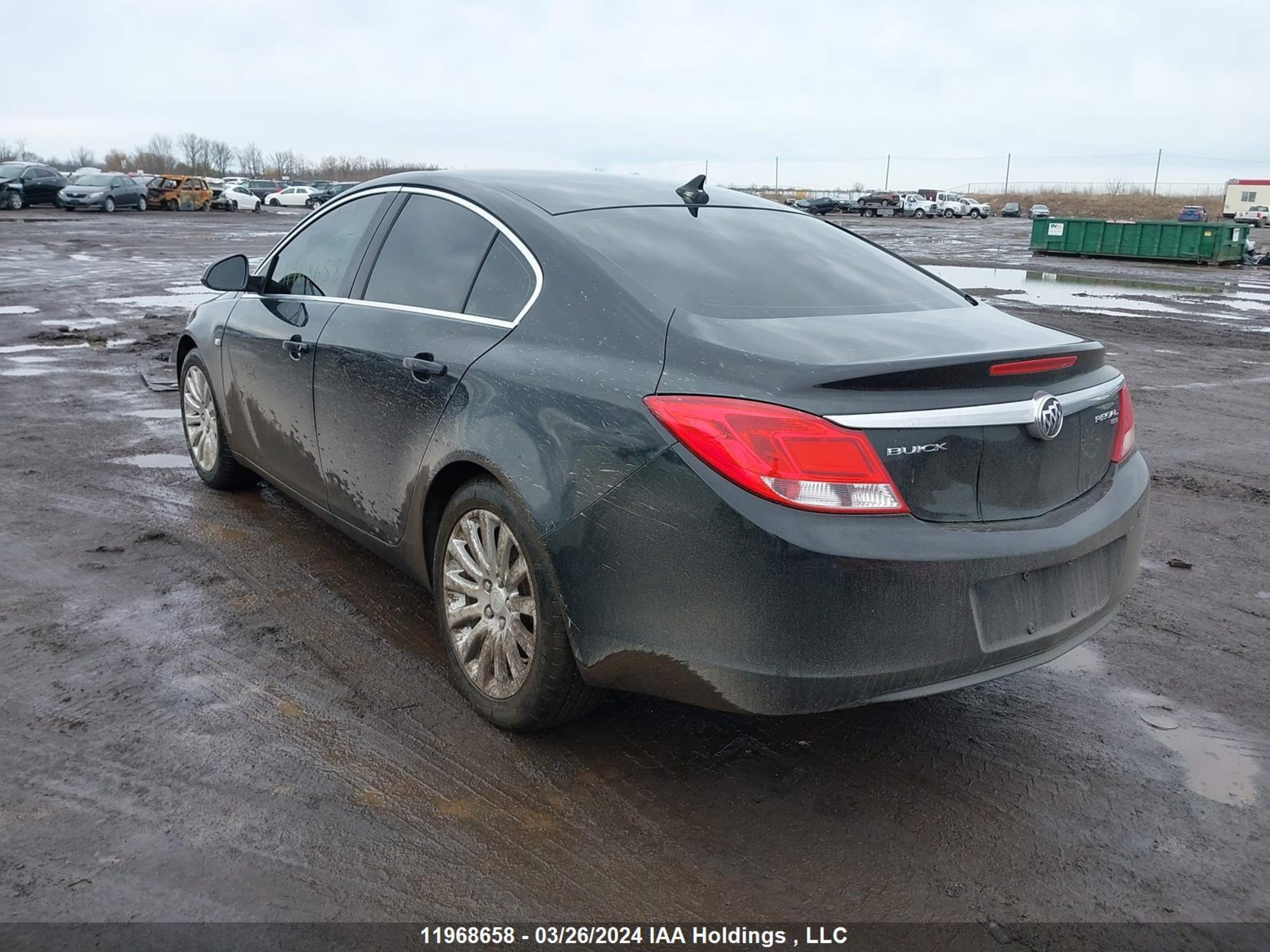 Photo 2 VIN: 2G4GP5EC6B9178123 - BUICK REGAL 