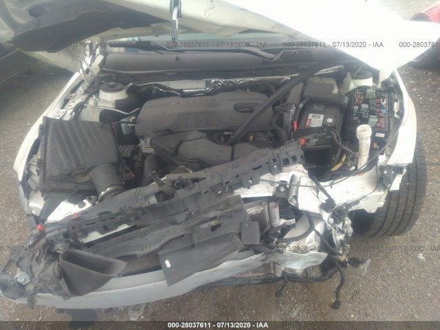 Photo 9 VIN: 2G4GR5EK1C9118530 - BUICK REGAL 