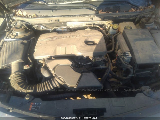 Photo 9 VIN: 2G4GR5EK2C9153139 - BUICK REGAL 