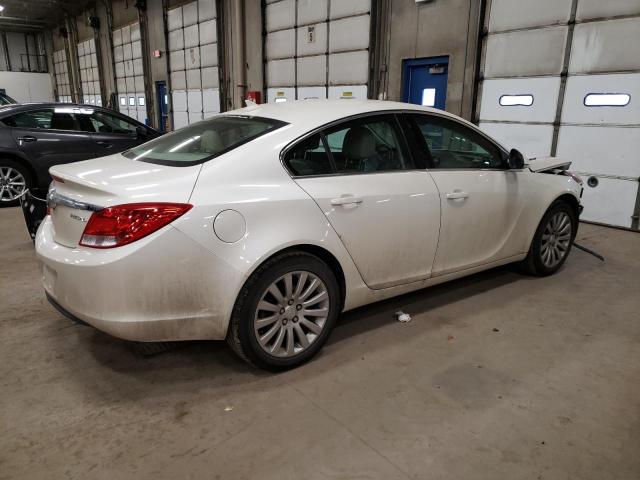 Photo 2 VIN: 2G4GR5EK3C9133840 - BUICK REGAL 