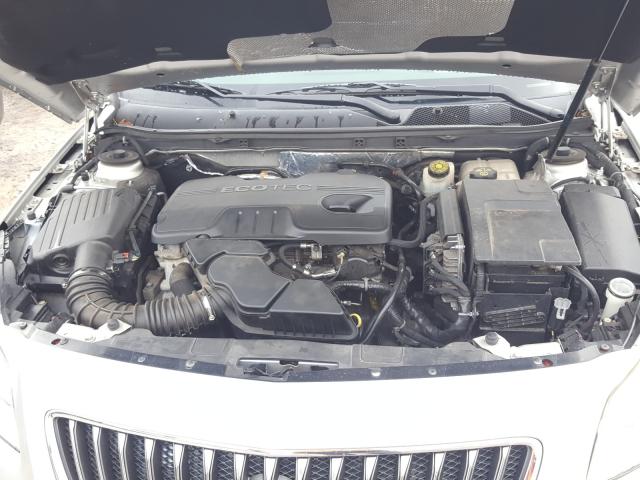 Photo 6 VIN: 2G4GR5EK4C9162098 - BUICK REGAL 