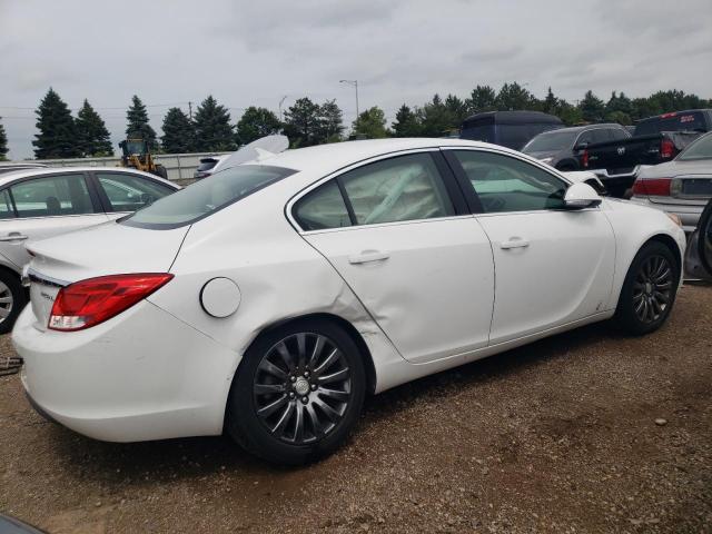 Photo 2 VIN: 2G4GR5EK6C9122492 - BUICK REGAL 