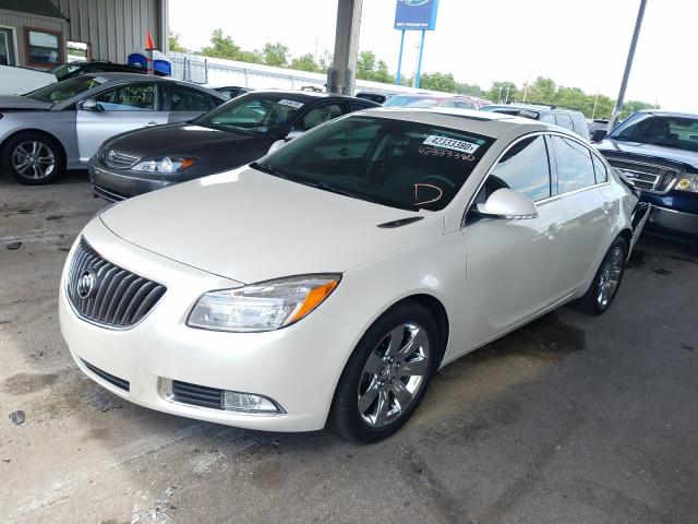 Photo 1 VIN: 2G4GR5EK8C9181091 - BUICK REGAL 