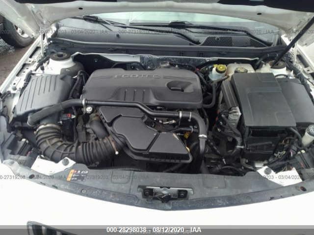 Photo 9 VIN: 2G4GR5EKXC9170660 - BUICK REGAL 