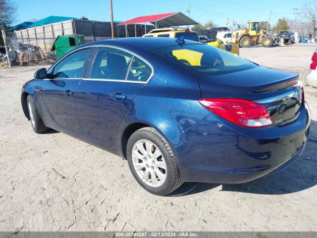 Photo 2 VIN: 2G4GR5ER3C9135567 - BUICK REGAL 