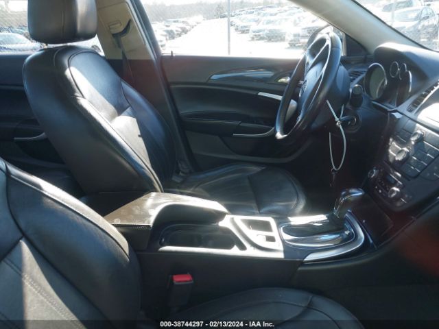 Photo 4 VIN: 2G4GR5ER3C9135567 - BUICK REGAL 