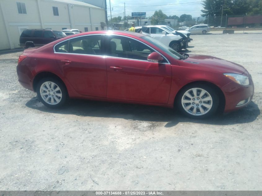 Photo 12 VIN: 2G4GR5ER5C9213573 - BUICK REGAL 