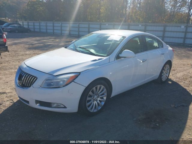 Photo 1 VIN: 2G4GS5EK1C9117656 - BUICK REGAL 