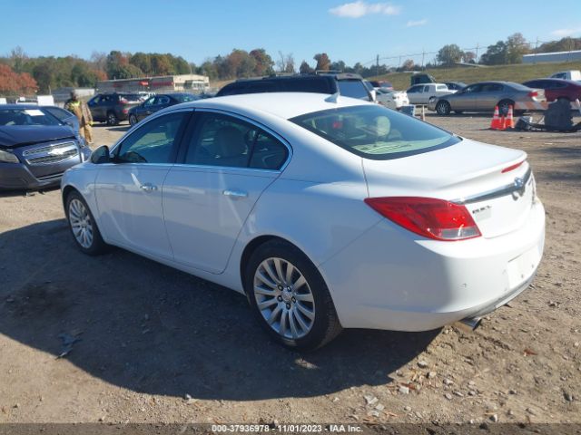 Photo 2 VIN: 2G4GS5EK1C9117656 - BUICK REGAL 