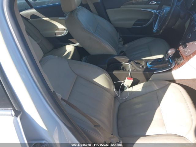 Photo 4 VIN: 2G4GS5EK1C9117656 - BUICK REGAL 