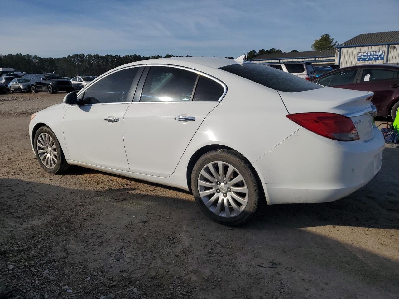 Photo 1 VIN: 2G4GS5EK1C9127989 - BUICK REGAL 