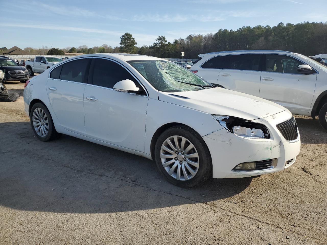 Photo 3 VIN: 2G4GS5EK1C9127989 - BUICK REGAL 