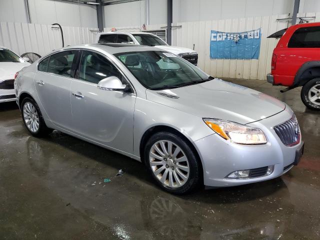 Photo 3 VIN: 2G4GS5EK2C9125099 - BUICK REGAL 