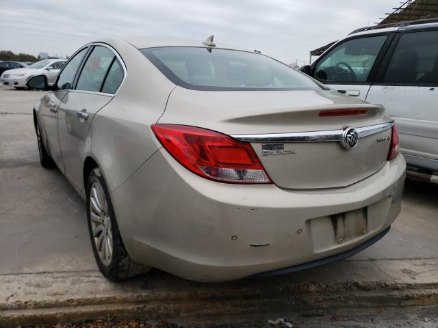 Photo 2 VIN: 2G4GS5EK2C9126432 - BUICK REGAL PREM 