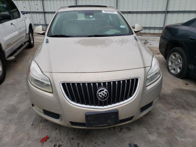 Photo 8 VIN: 2G4GS5EK2C9126432 - BUICK REGAL PREM 